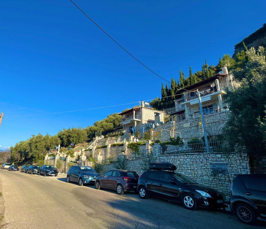 Stone Maisonettes Айгио Екстериор снимка