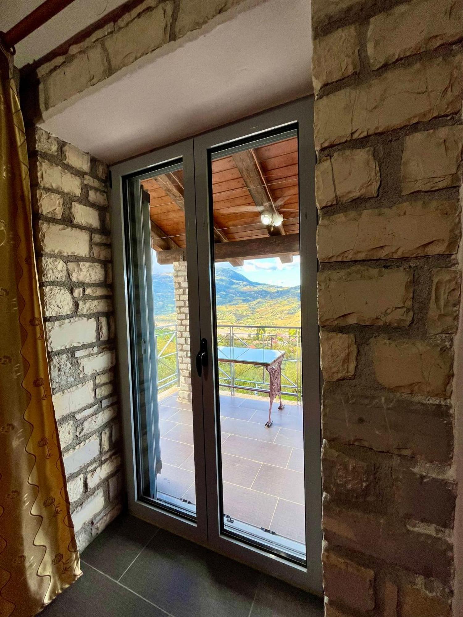 Stone Maisonettes Айгио Екстериор снимка