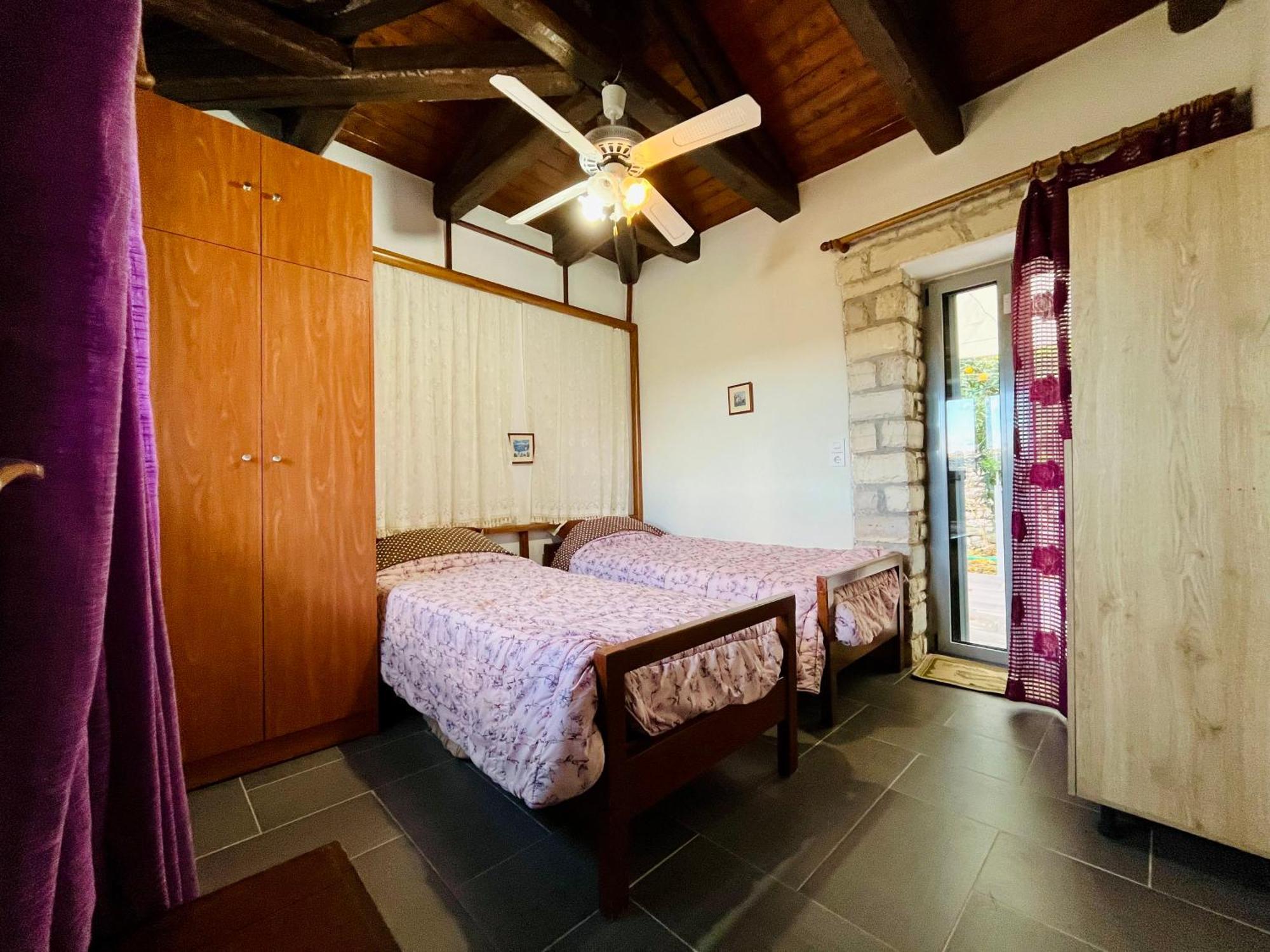 Stone Maisonettes Айгио Екстериор снимка